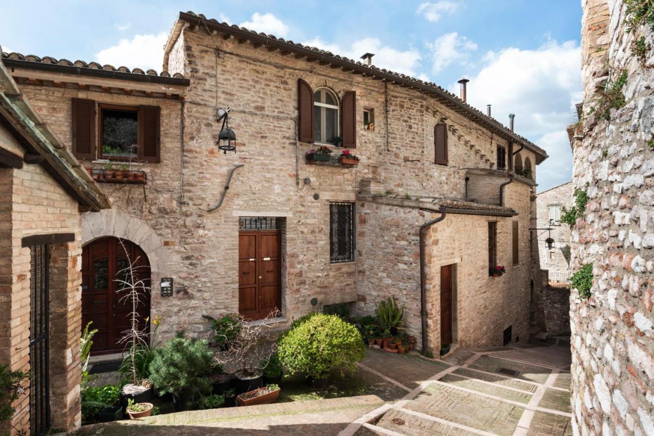 Casa Clara Appartamenti Assisi Exteriör bild